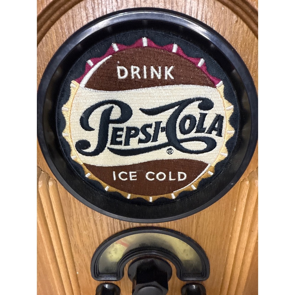 Vintage Pepsi-Cola‎ AM/FM Radio Polyconcept USA Wood Cathedral Style 1996 Retro - Picture 2 of 8